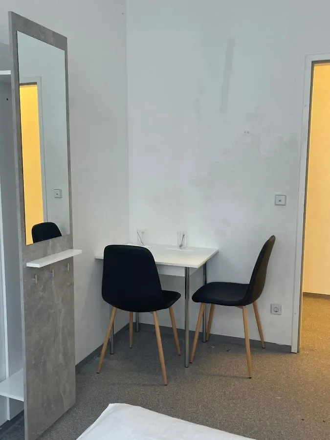 Apparthotel Rooms Near City Center Vienna Aparthotel