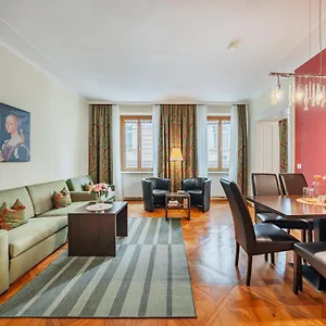 Apartament Serviced Josefstadt, Viena