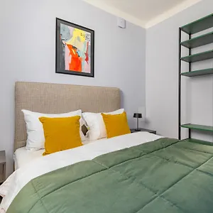 3* Aparthotel Numa Strauss